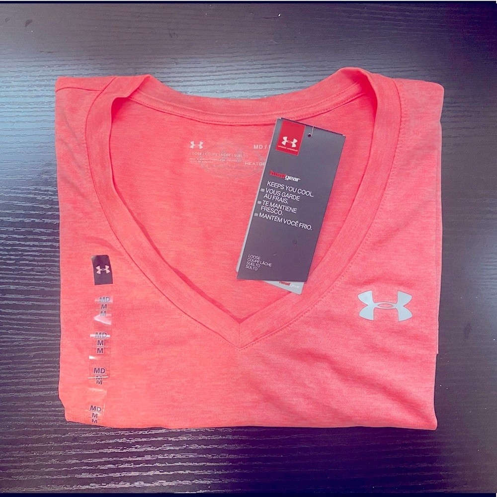 NWT Under Armour T-Shirt Medium